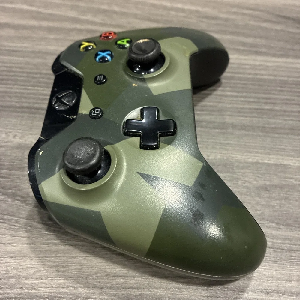 Microsoft Xbox One Armed Forces Camo Controller